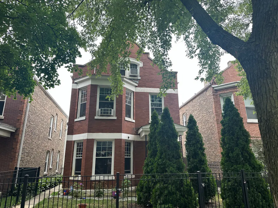 5335w 23rd St Cicero, IL 60804, Cook County