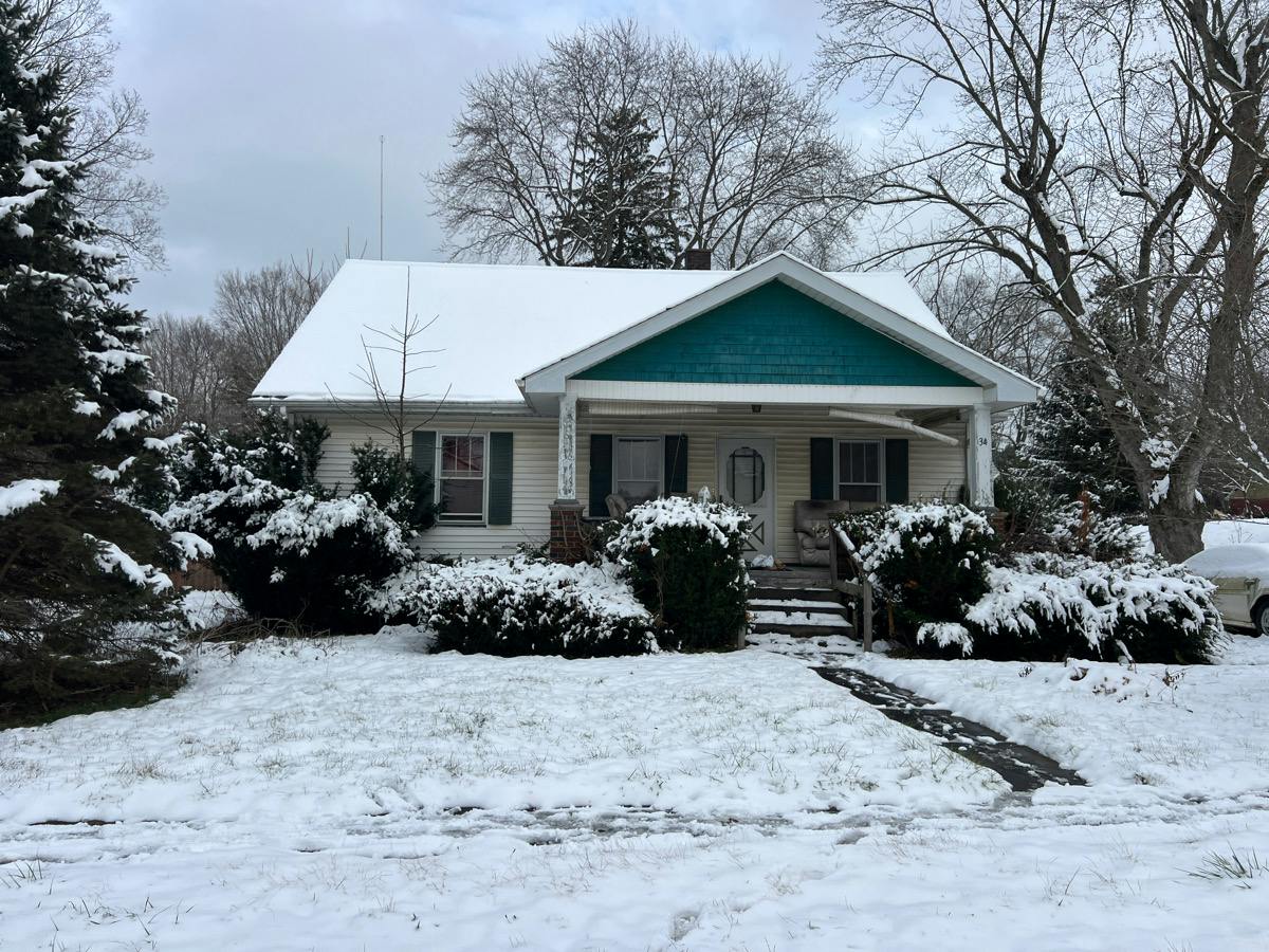 Haywood St, West Middlesex, PA 16159