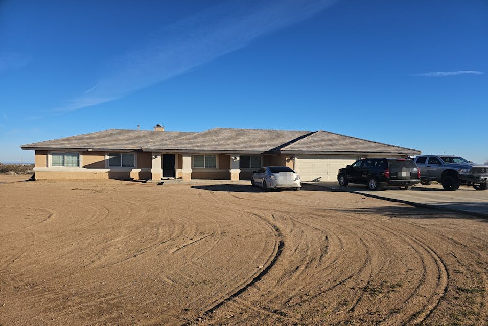 7210 Lindero Rd Phelan, CA 92371, San Bernardino County