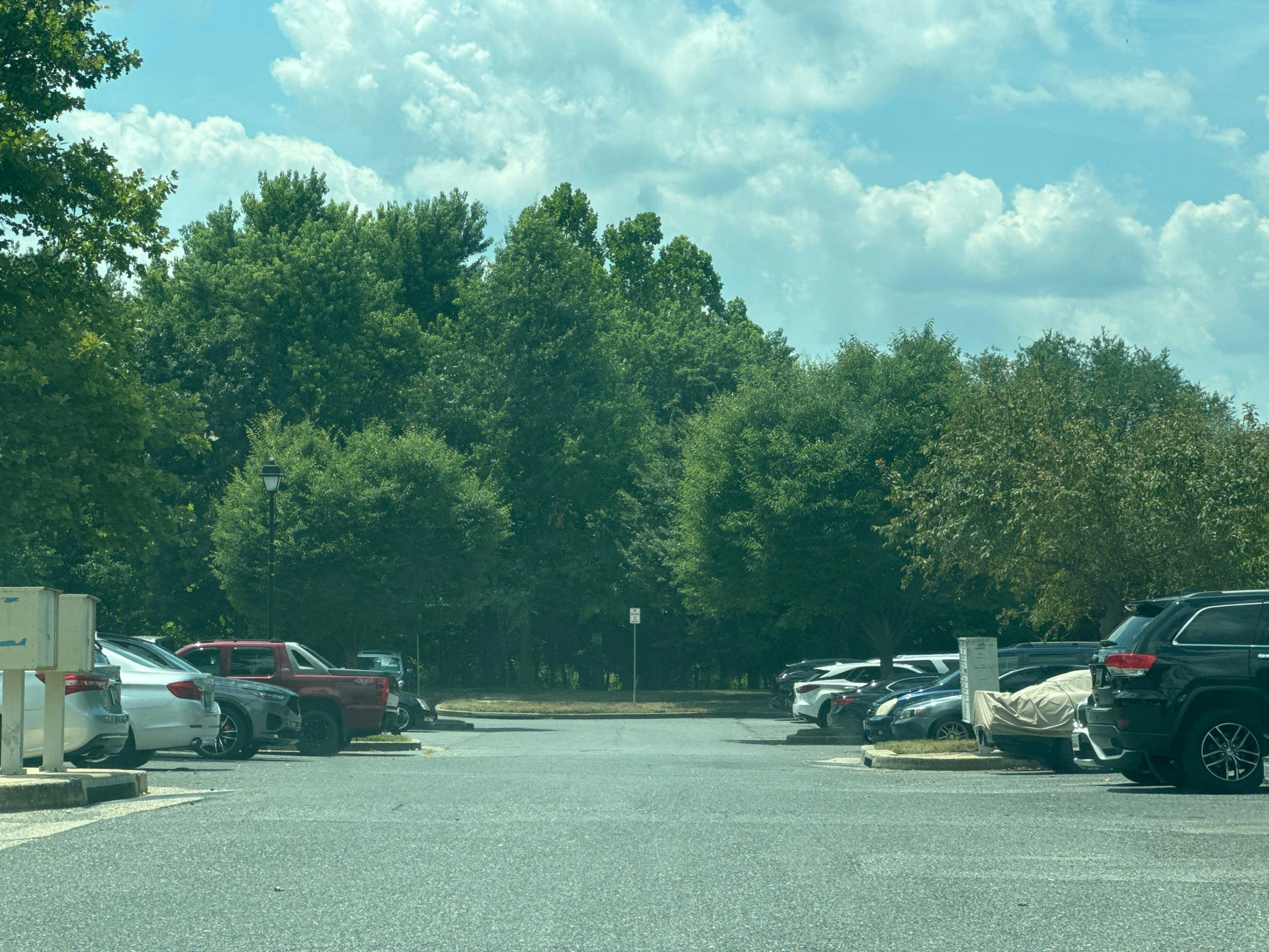 Gladstone Rd, Windsor Mill, MD 21244