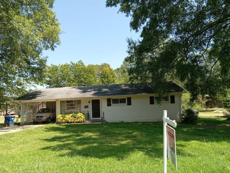 805 4th Avenue E Oneonta, AL 35121, Blount County