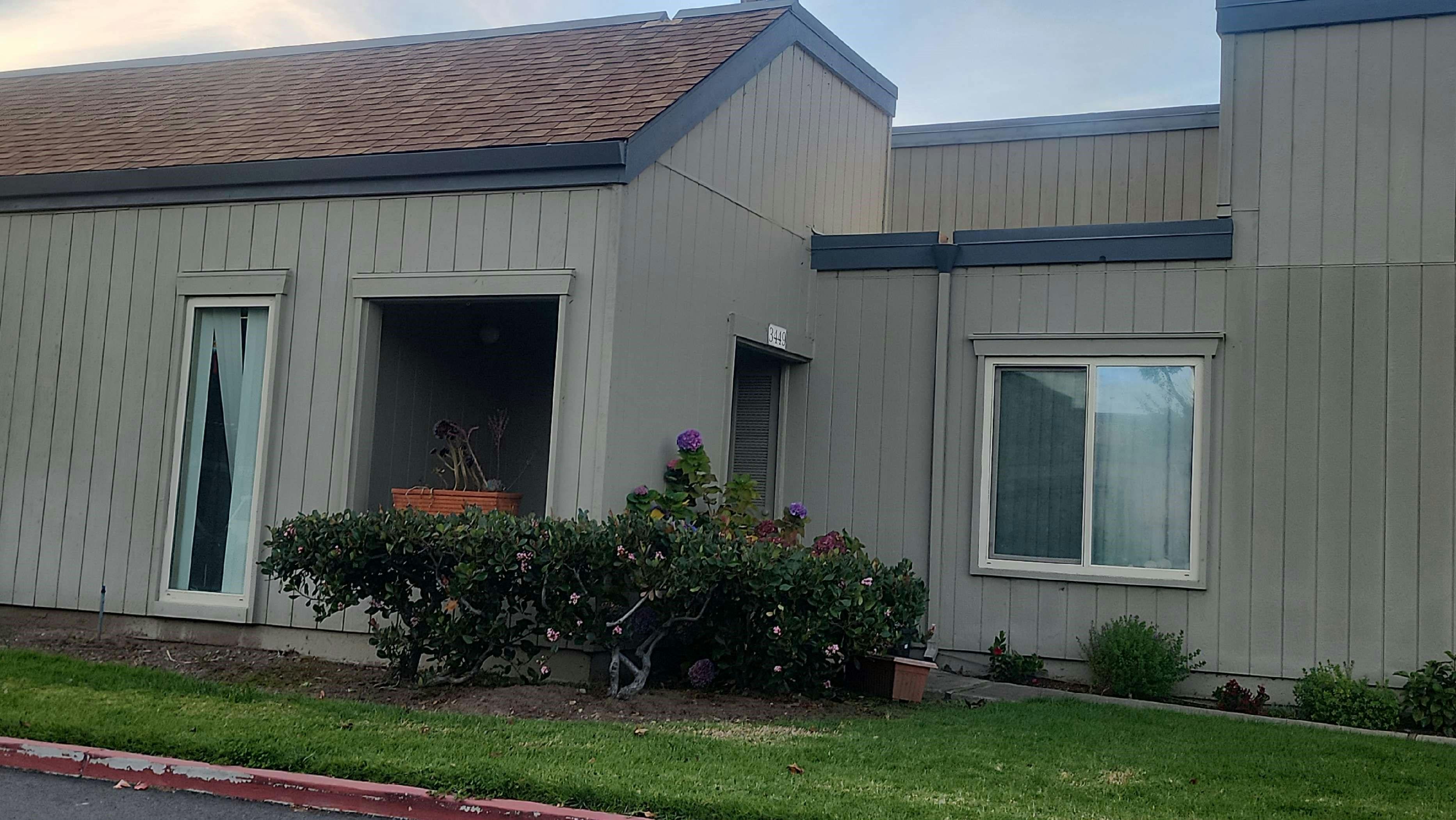 Dutchcap Ln, Alameda, CA 94502