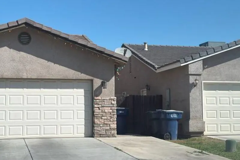 Russell Ave, Tulare, CA 93274 #1