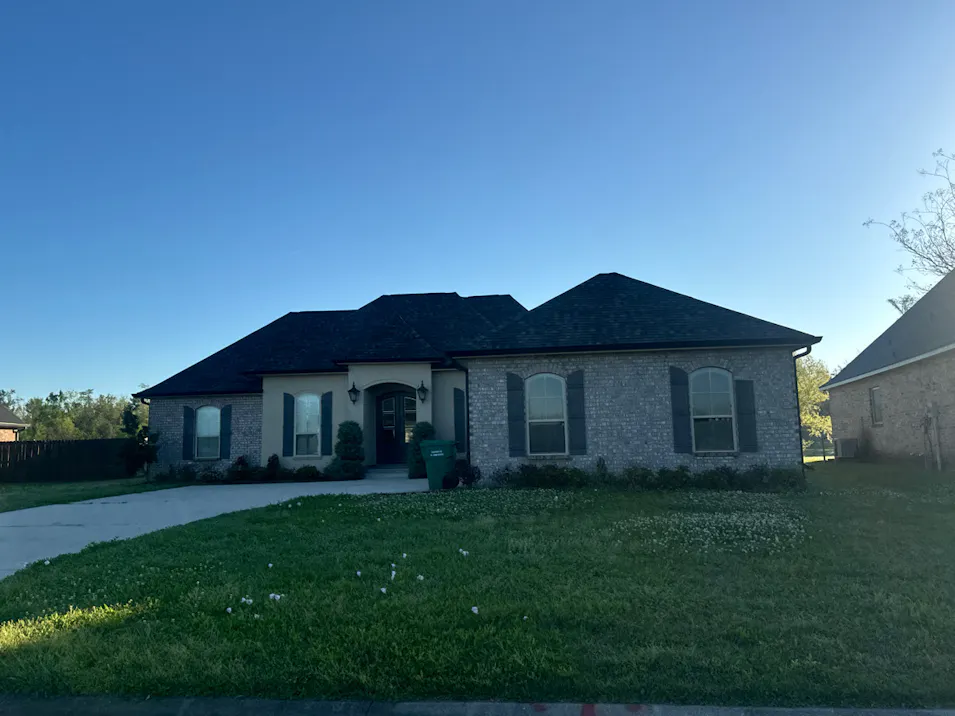 356 South Pass Laplace, LA 70068, St. John the Baptist County