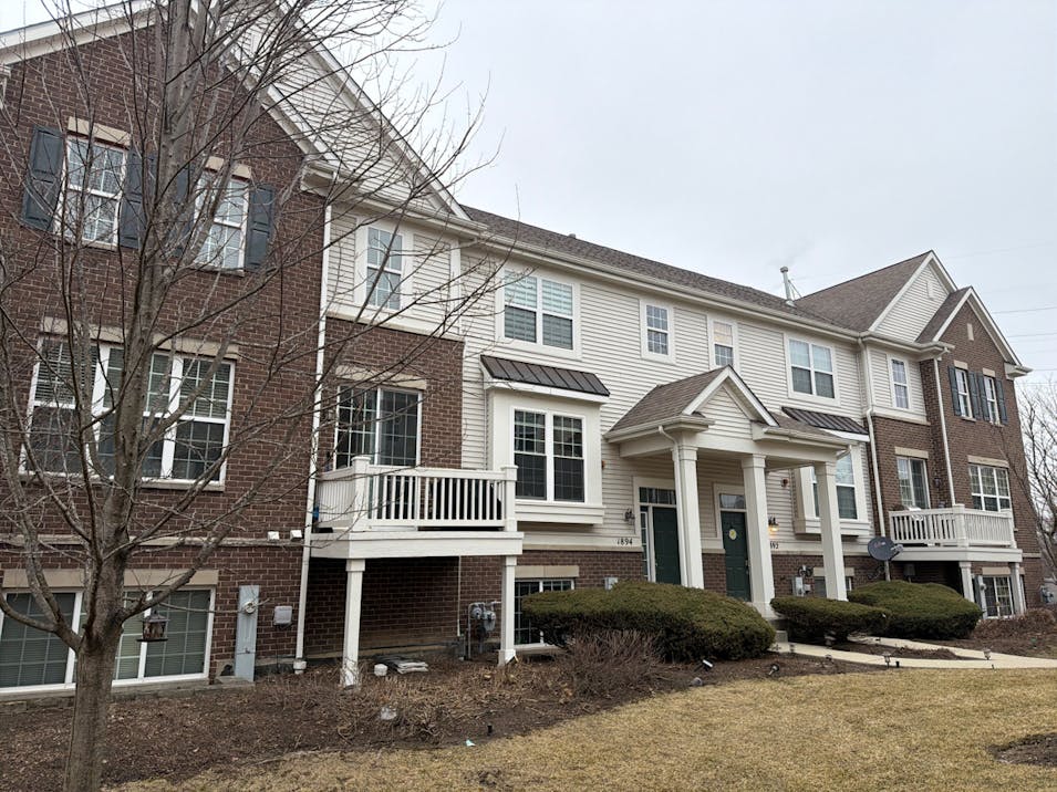 1892 Potomac Court Wheeling, IL 60090, Cook County