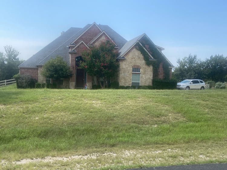113 Deer Crossing Way Azle, TX 76020, Parker County