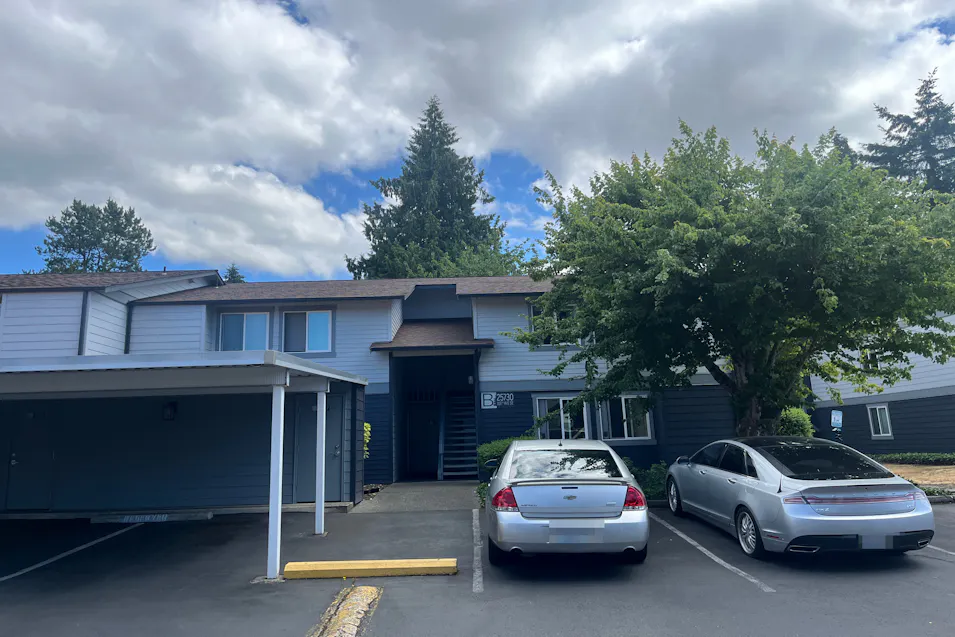 25730 115th Ave SE #B204 Kent, WA 98030, King County