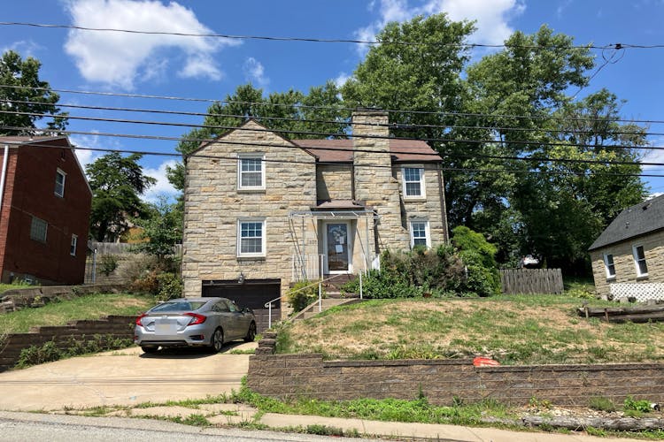 835 Geyer Road Pittsburgh, PA 15212, Allegheny County