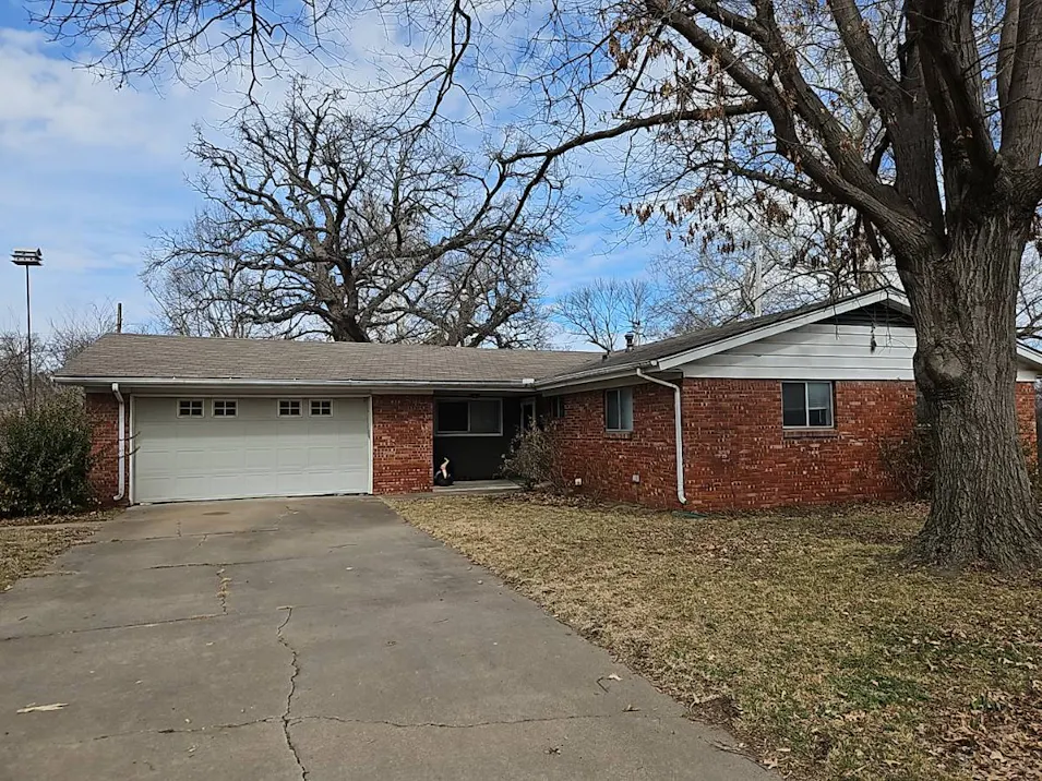 2213 West 45th St Tulsa, OK 74107, Tulsa County