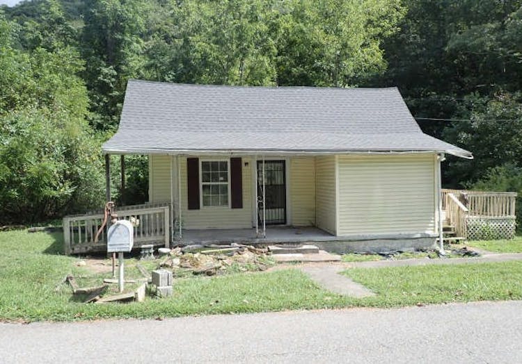 861 Allison Gap Rd Saltville, VA 24370, Smyth County