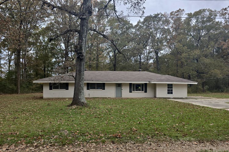 8859 Hurst St Bastrop, LA 71220, Morehouse County