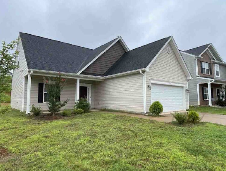 3439 River Farm Dr Kernersville, NC 27284, Forsyth County