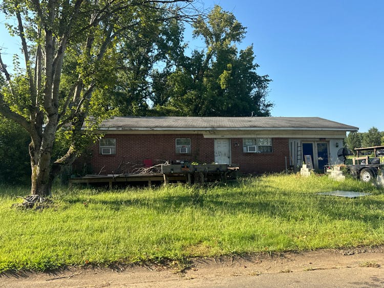 3501 Pleasant St Ozark, AR 72949, Franklin County