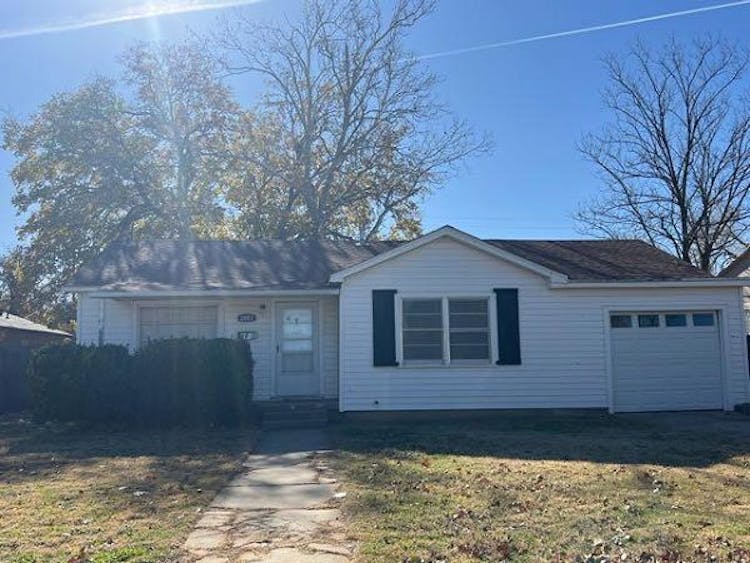 2803 38th St Lubbock, TX 79413, Lubbock County