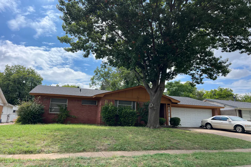1424 Cloverdale Dr Fort Worth, TX 76134, Tarrant County