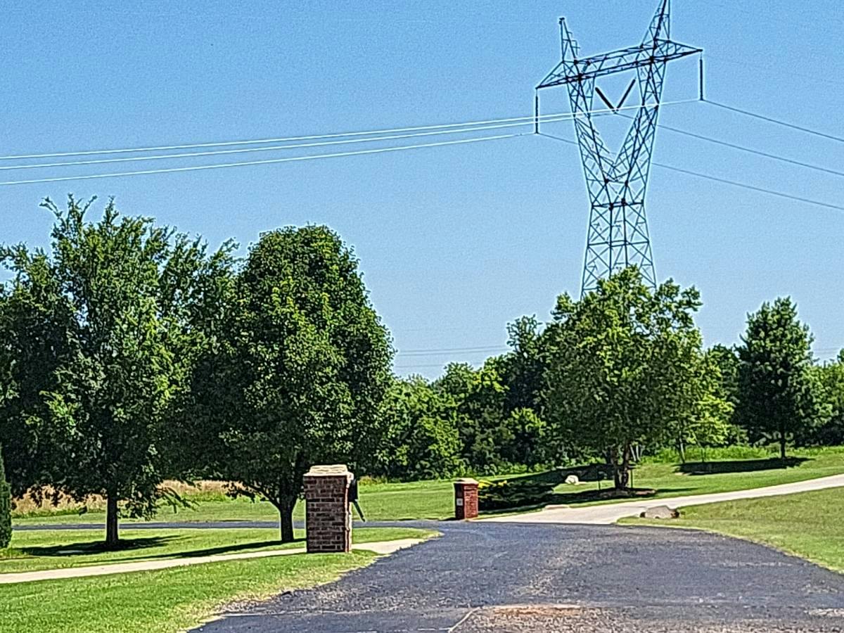 Whitetail Ct, Edmond, OK 73012