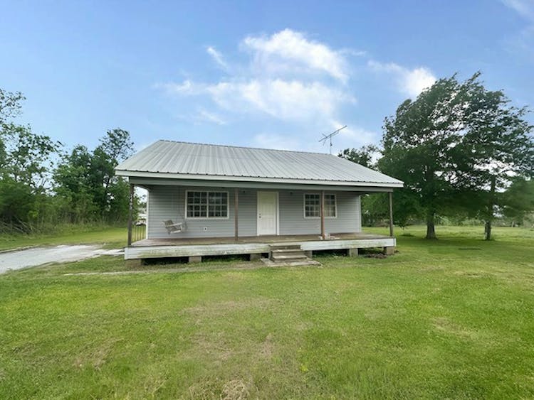 2403 Evelia St Westlake, LA 70669, Calcasieu County