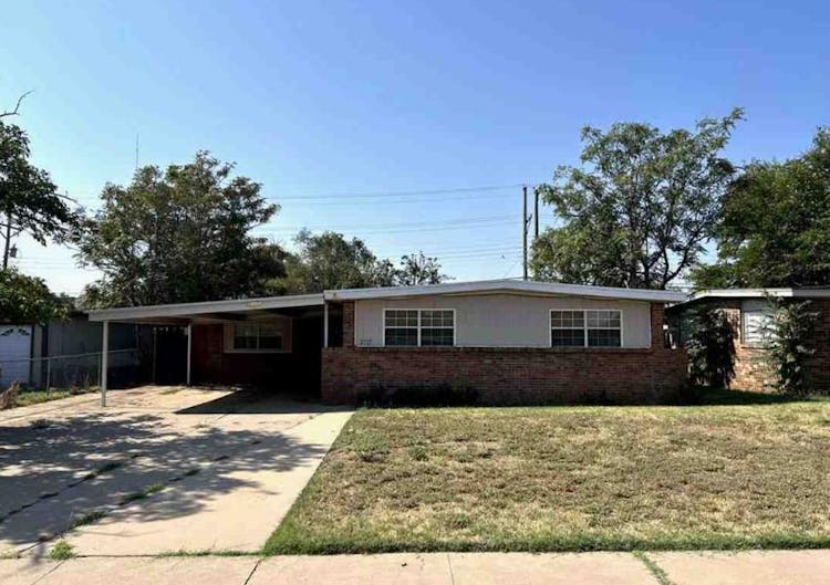 2717 66th St Lubbock, TX 79413, Lubbock County