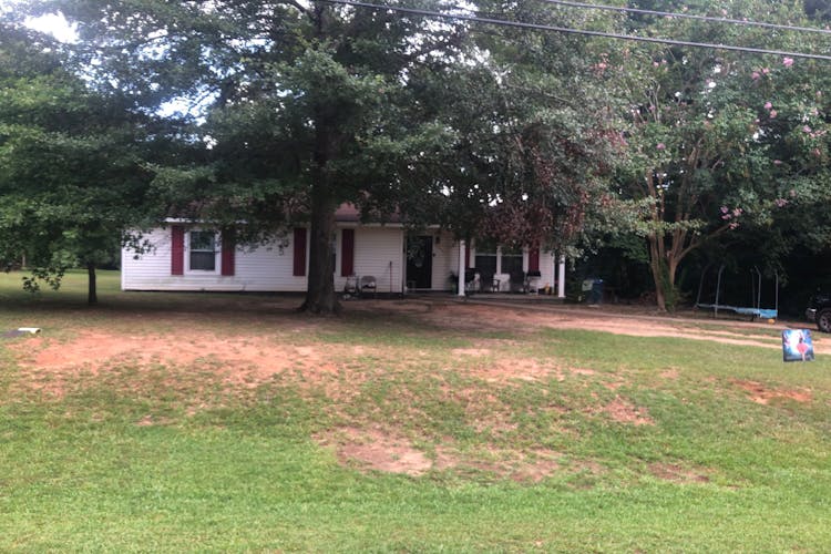 47 Crestview Ave Monroeville, AL 36460, Monroe County