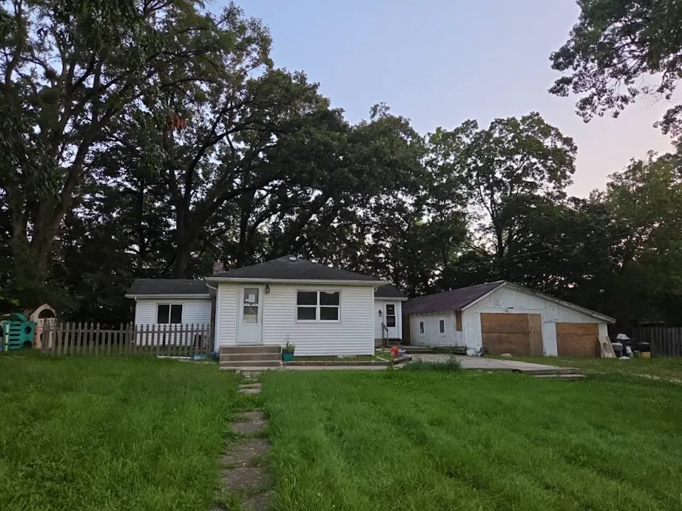 2063 N 35th Rd Ottawa, IL 61350, Lasalle County