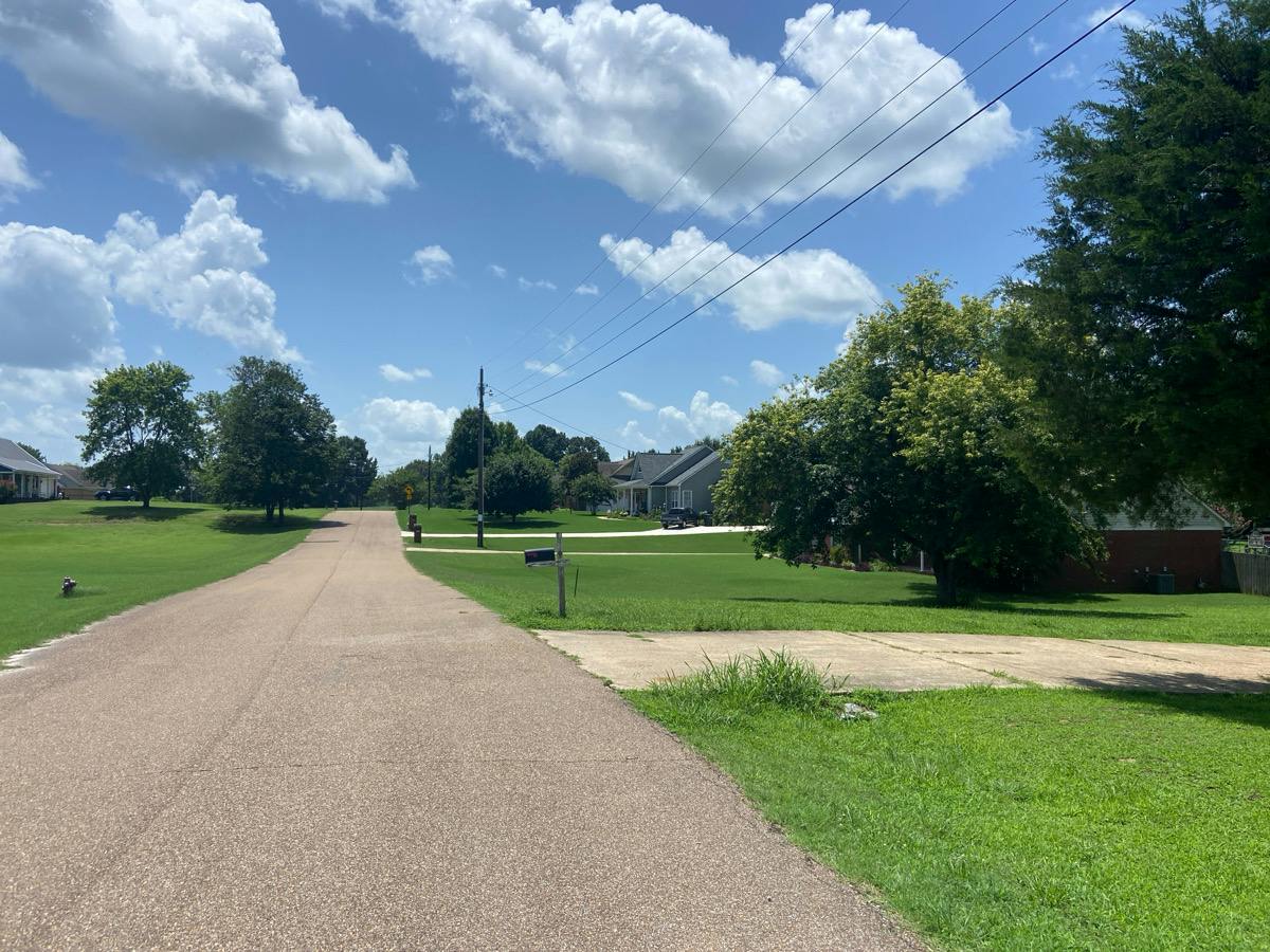 Chickasaw Cir, Munford, TN 38058