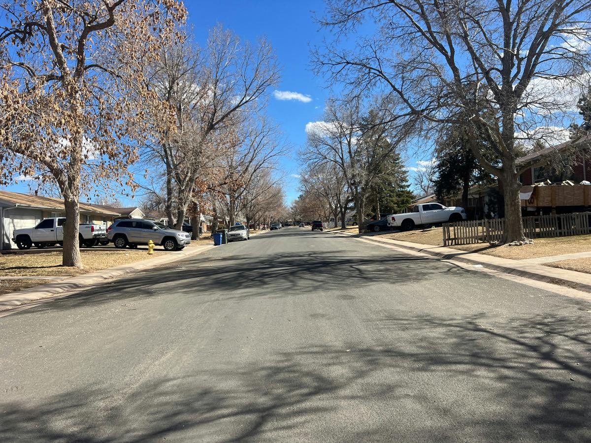 Alaska Ave, Aurora, CO 80012