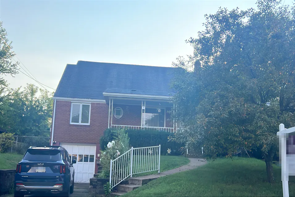 6842 Alcoma Dr Pittsburgh, PA 15235, Allegheny County