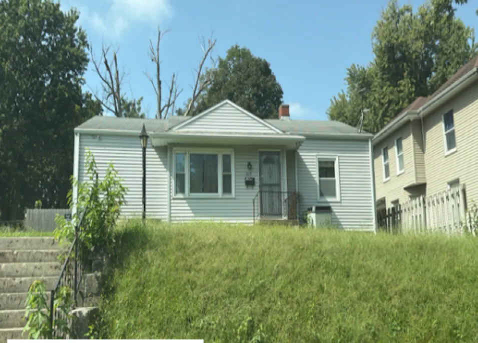 515 S Gunnison St Burlington, IA 52601, Des Moines County