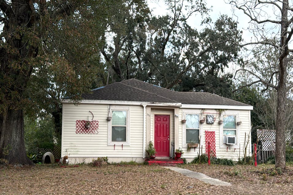 250 Chestnut St Pensacola, FL 32506, Escambia County