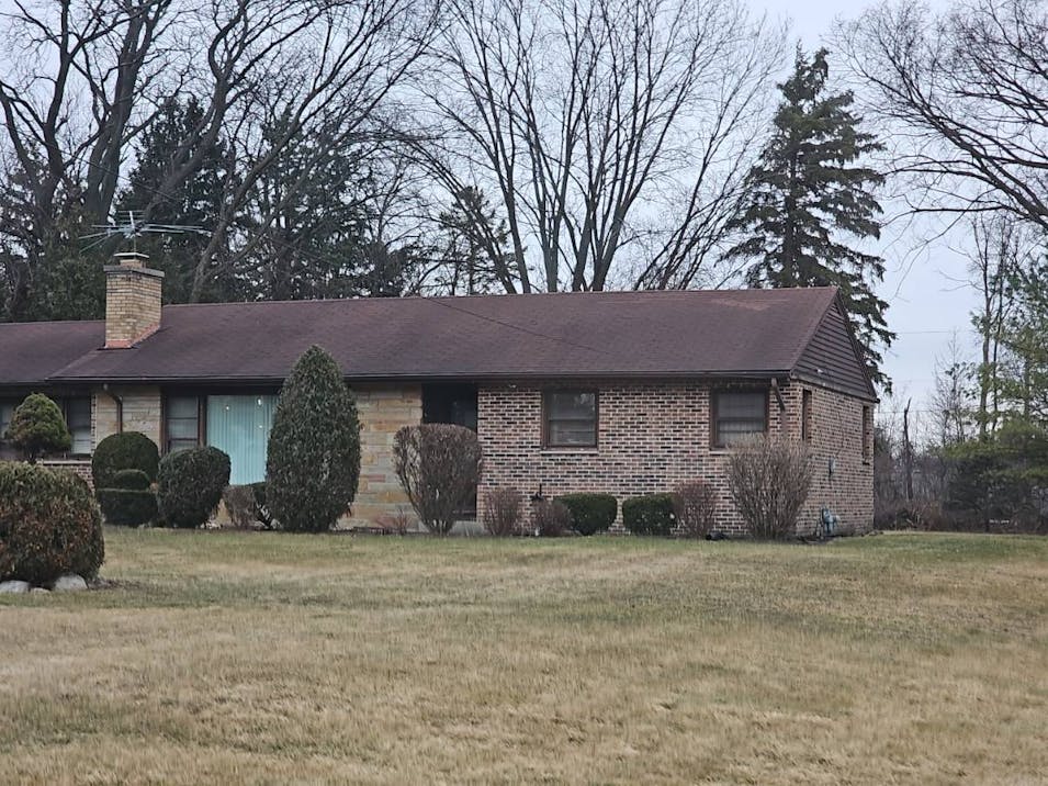 2475 Seminary Ave Des Plaines, IL 60016, Cook County