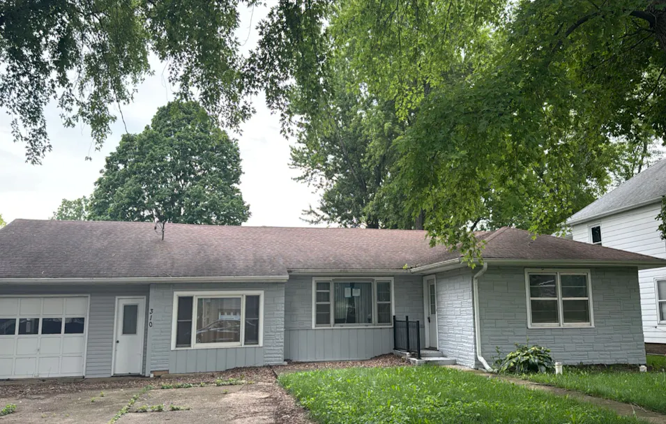 310 W Pleasant St Sheridan, IL 60551, La Salle County