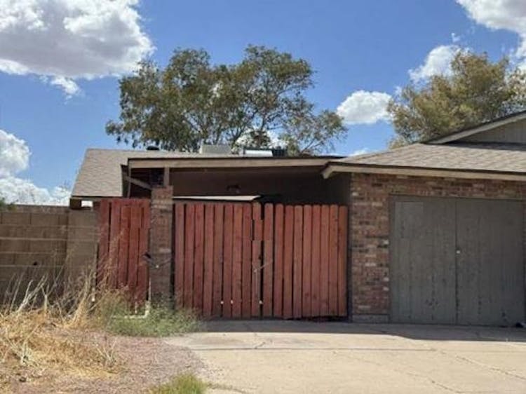 1353 E Hopi Ave Mesa, AZ 85204, Maricopa County