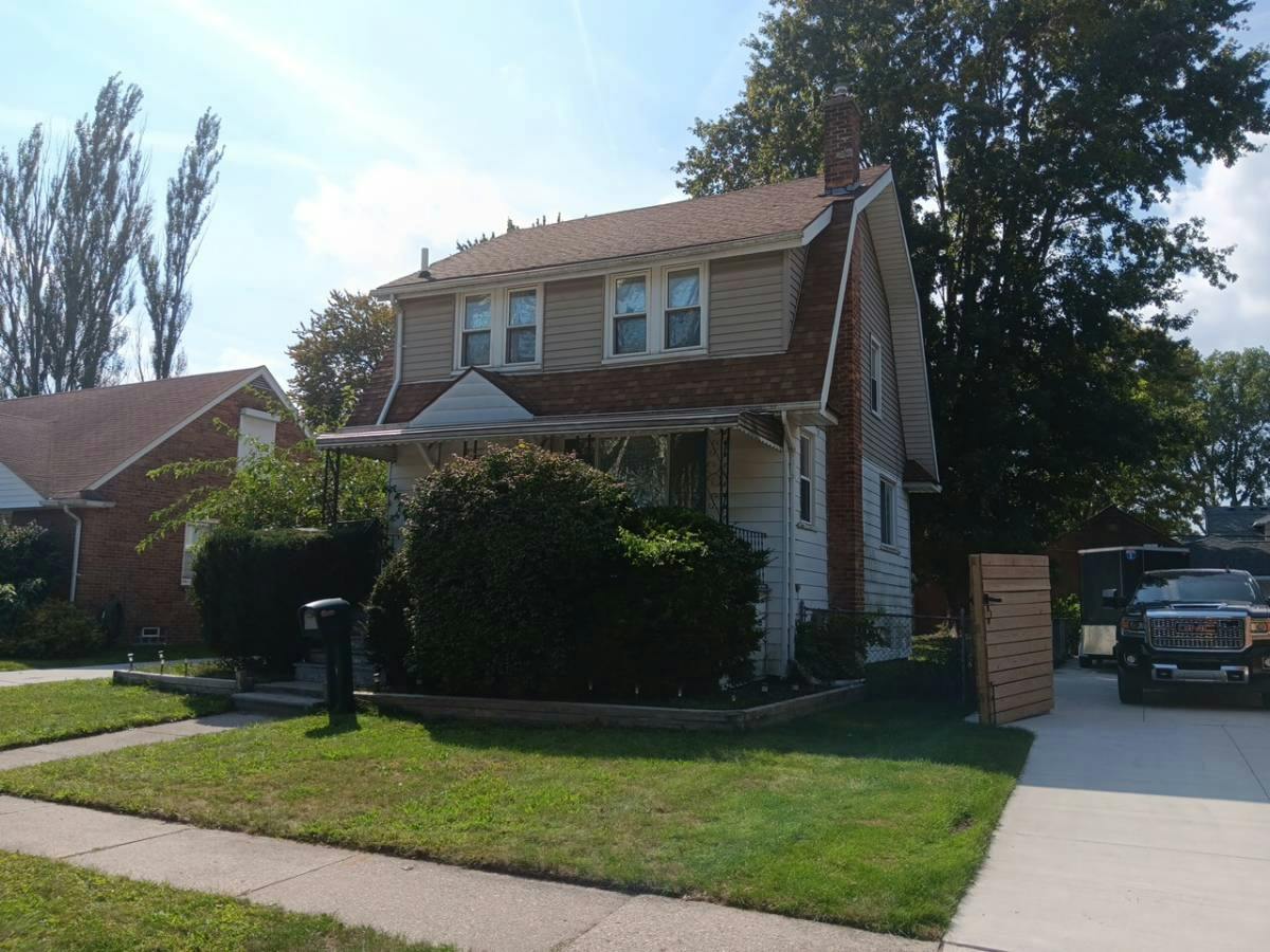 Elmwood Ave, Eastpointe, MI 48021 #1