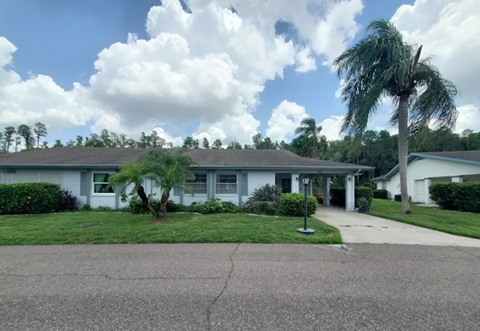 2024 Heathfield Cir Sun City Center, FL 33573, Hillsborough County