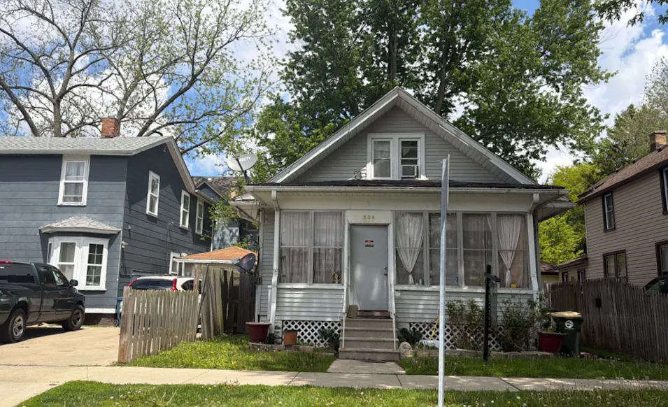 504 5th Ave Aurora, IL 60505, Kane County