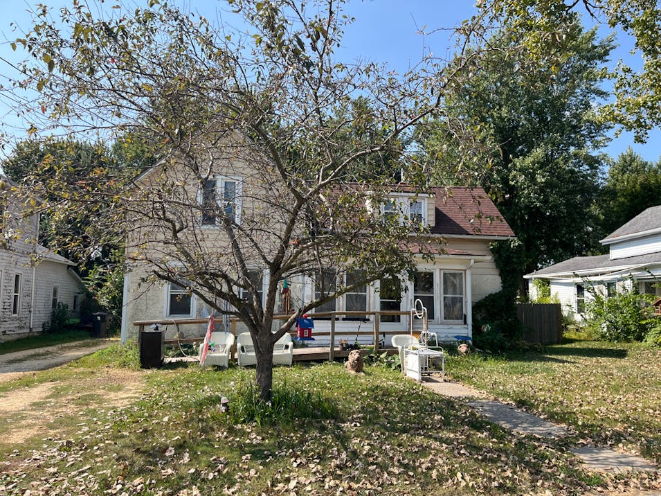 210 Church Street Clinton, WI 53525, Rock County