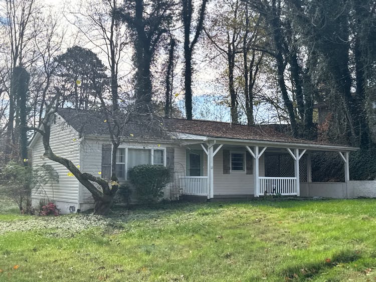 307 Devaney Ln, Oliver Springs, TN 37840, Anderson County