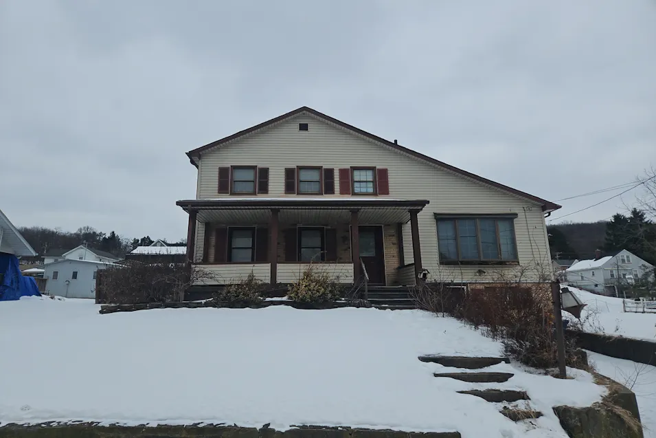 158 W Wood St Lowellville, OH 44436, Mahoning County