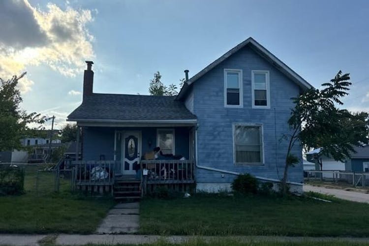 1290 8th St Marion, IA 52302, Linn County