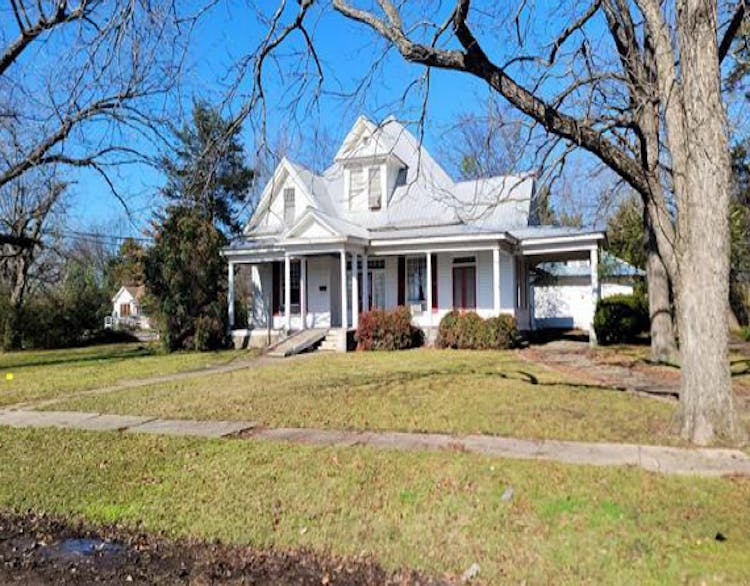 1100 West Jackson St Clarksville, TX 75426, Red River County