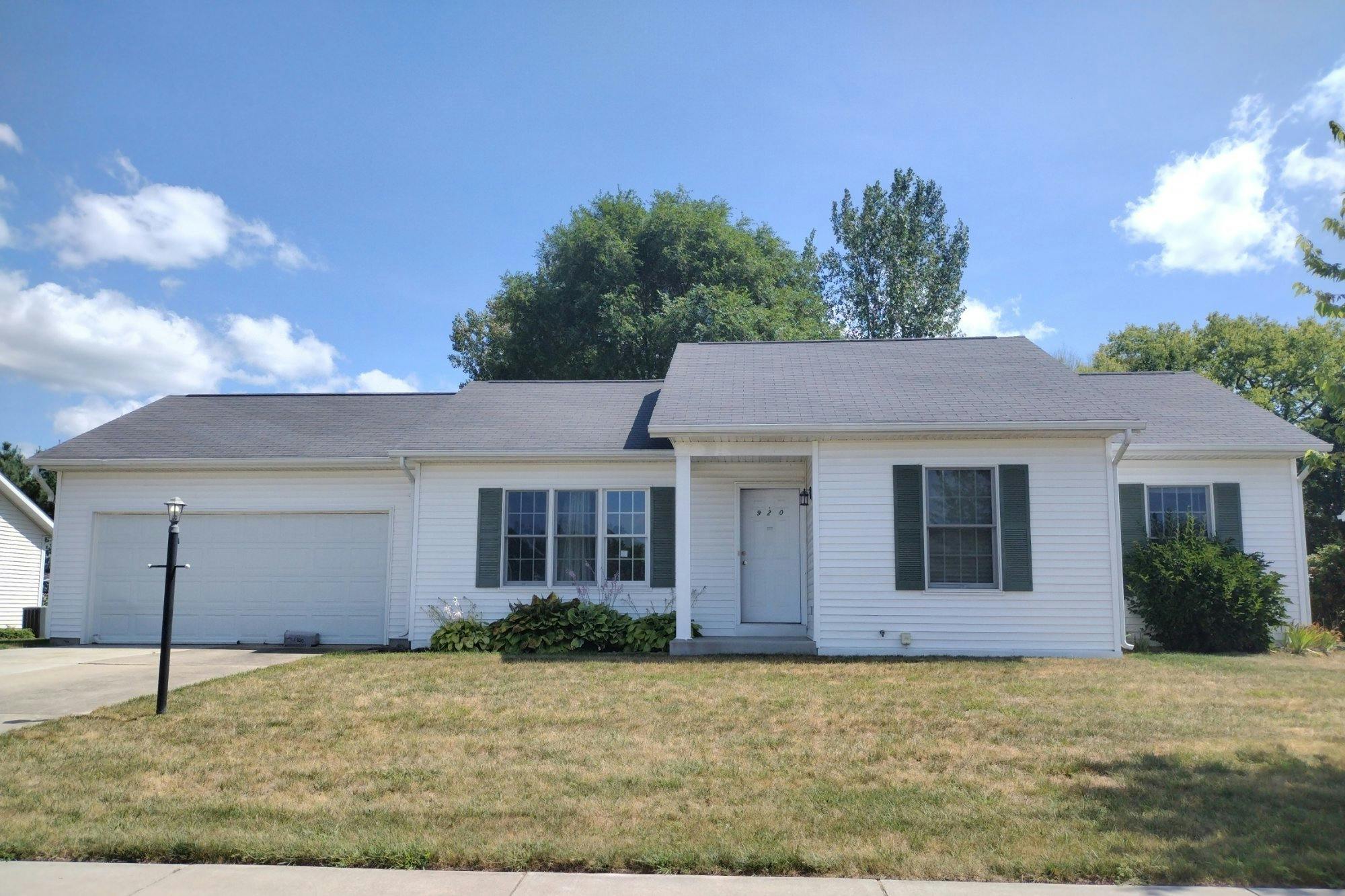 Eagle Dr, Goshen, IN 46526