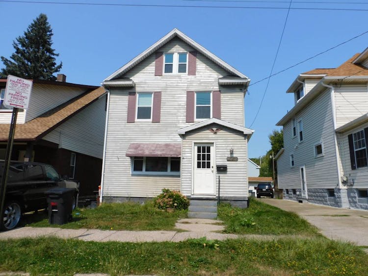 310 East 29th Street Erie, PA 16504, Erie County