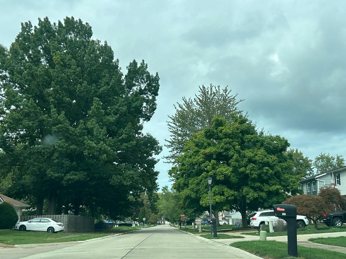 Ridgewood Dr, Eastlake, OH 44095