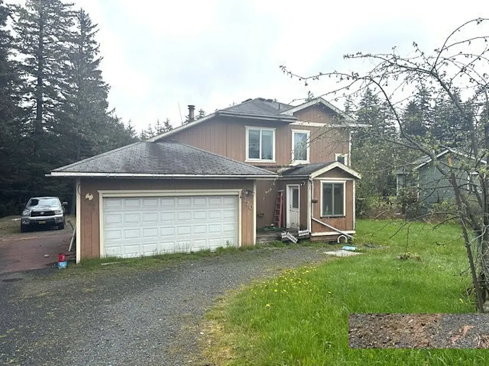 3720 Sunset Dr Kodiak, AK 99615, Kodiak Island Borough County