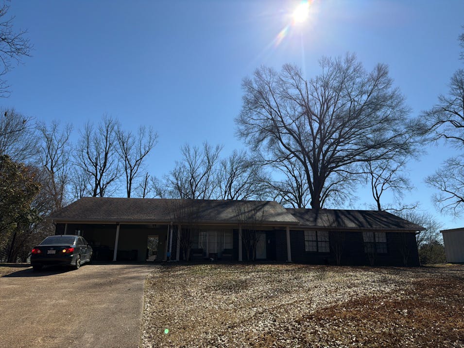 719 Cherokee Ln Grenada, MS 38901, Grenada County