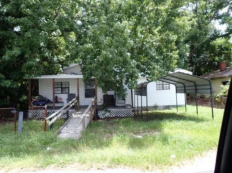 3804 Emanuel Ave Brunswick, GA 31520, Glynn County