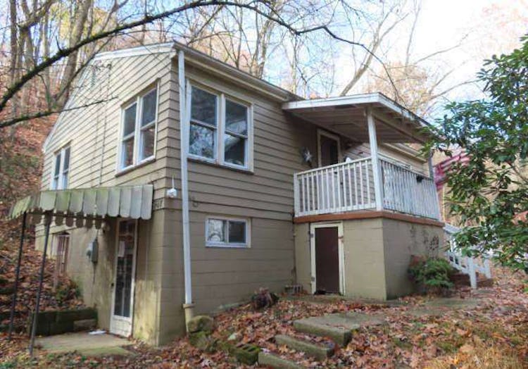 907 Valley Road Ambridge, PA 15003, Beaver County