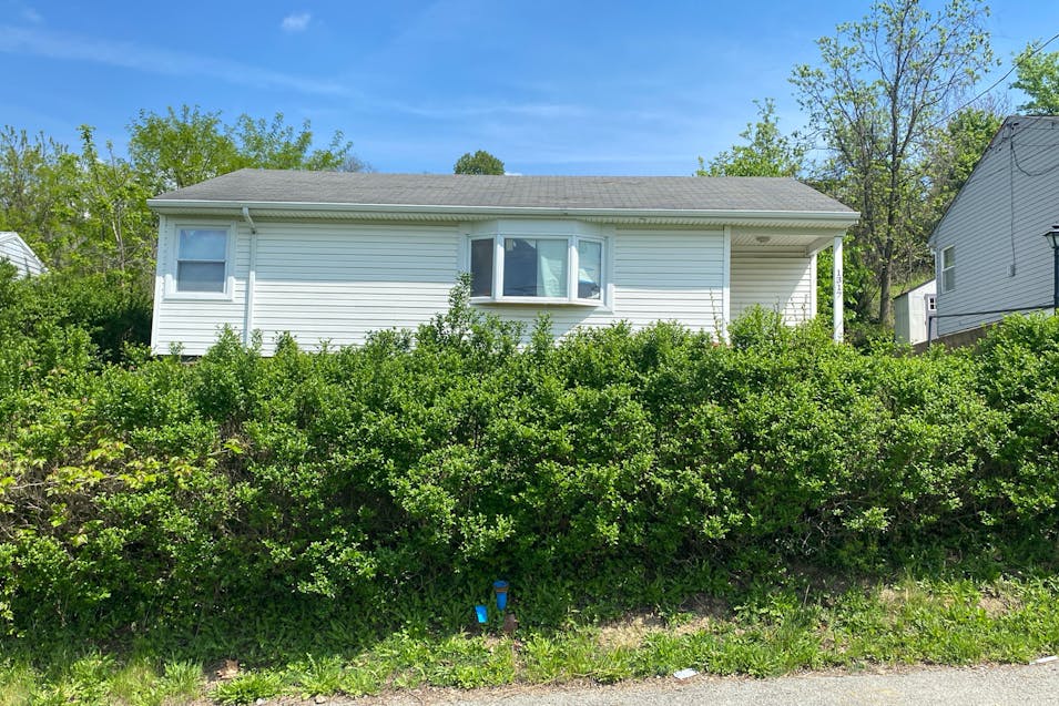 1317 New York Ave McKeesport, PA 15133, Allegheny County