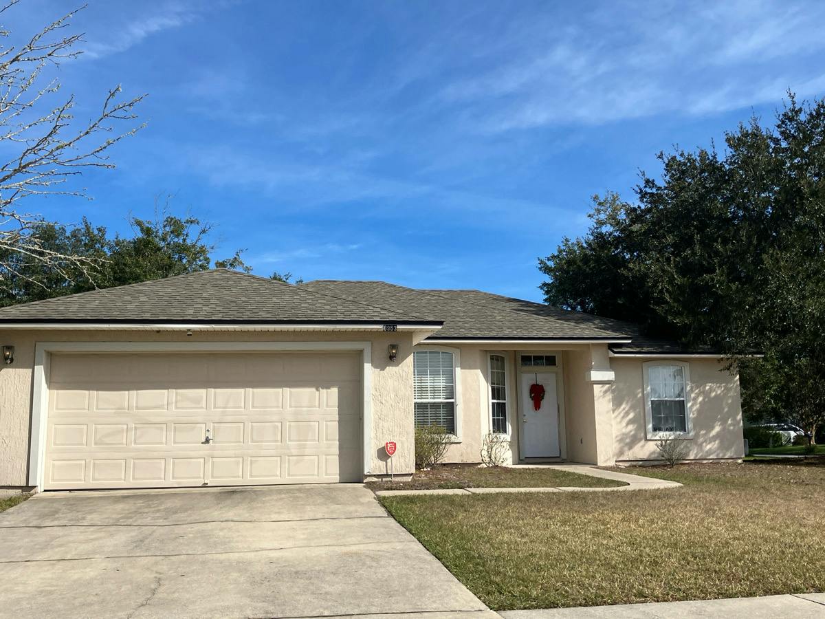 Nichols Creek Dr, Jacksonville, FL 32222
