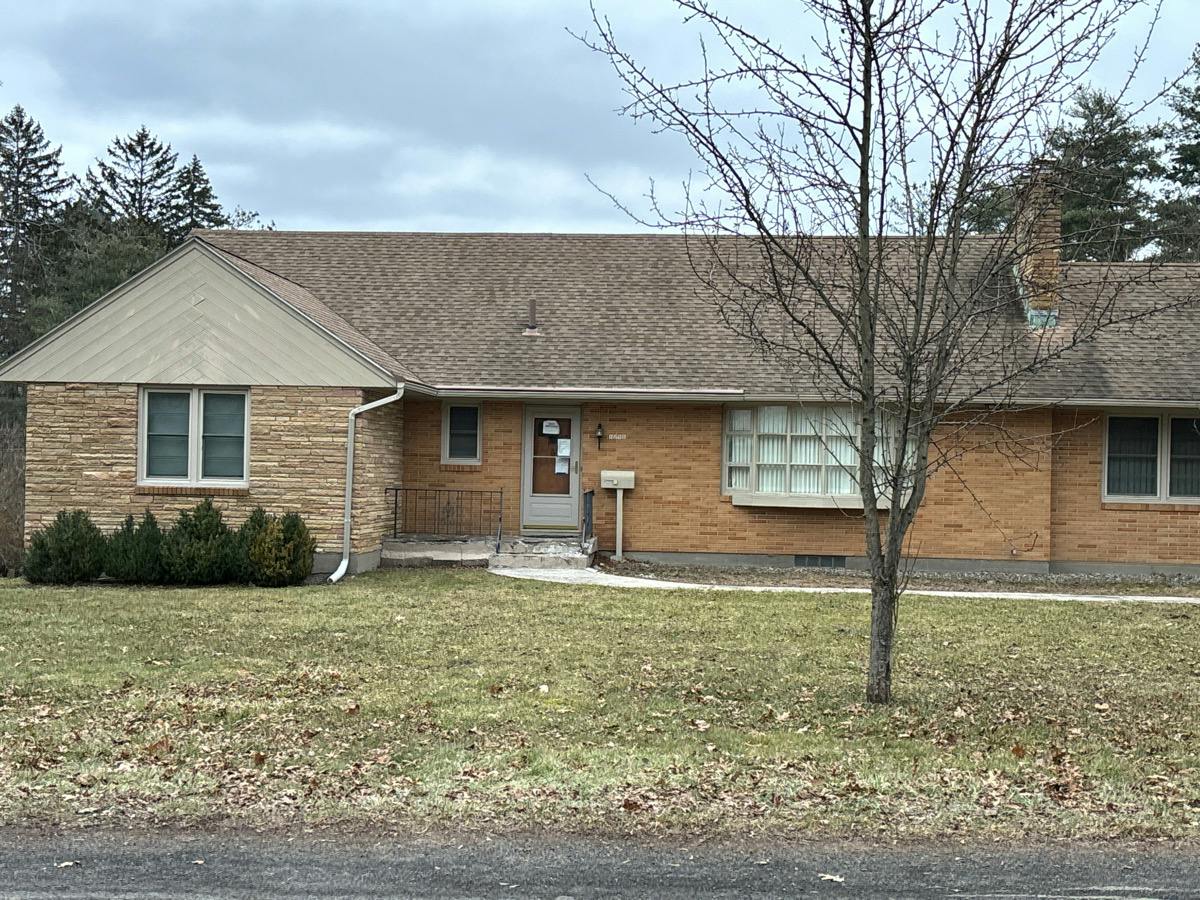 Hawthorn Rd, Schenectady, NY 12309
